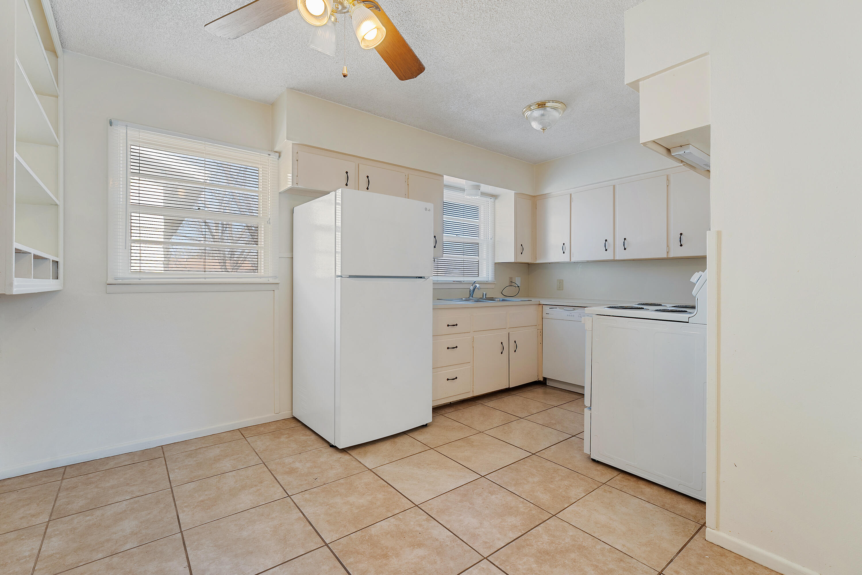 4422 47th Street Lubbock, TX 79414 - Photo 15 of 24 DSC05165