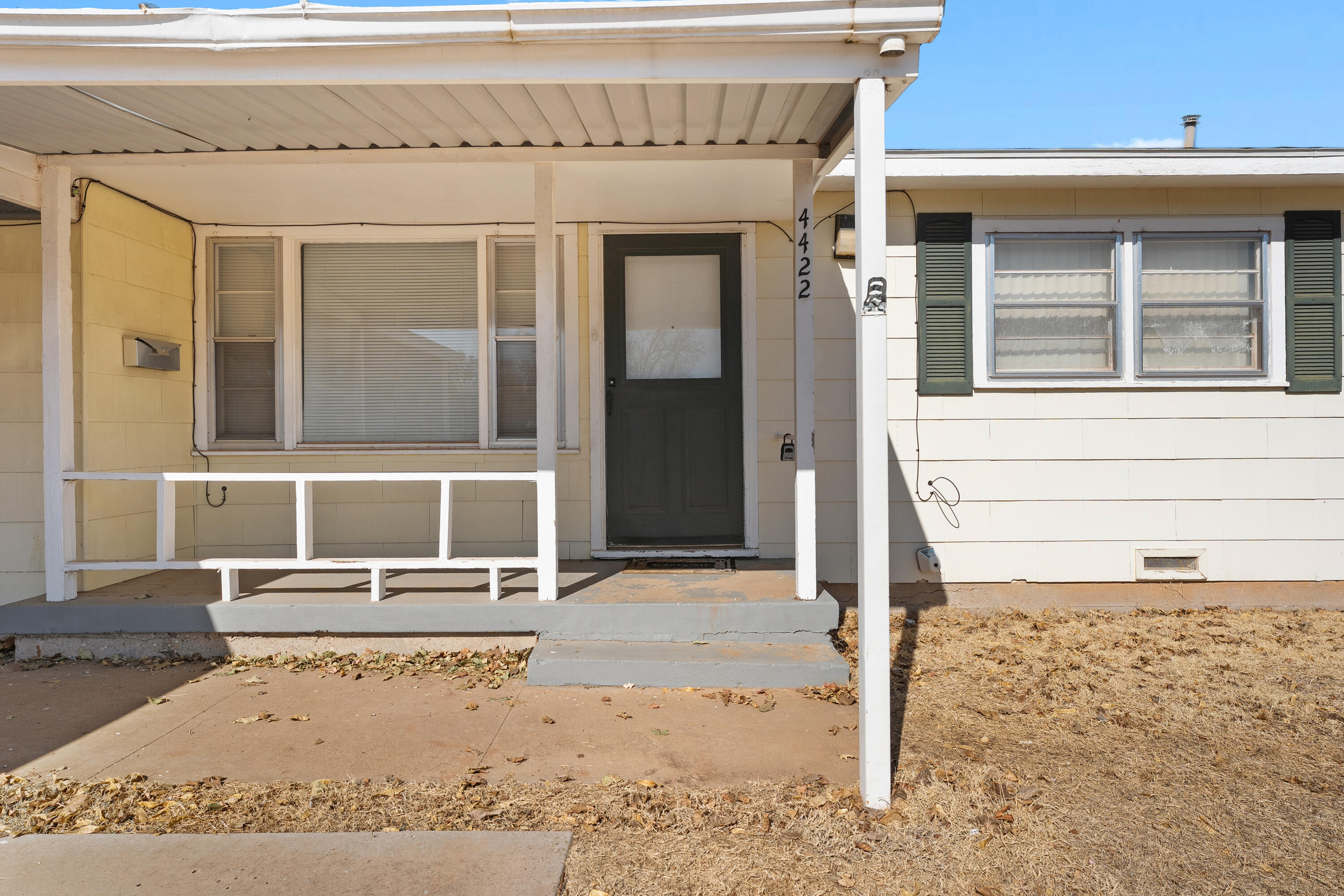 4422 47th Street Lubbock, TX 79414 - Photo 3 of 24 DSC05129