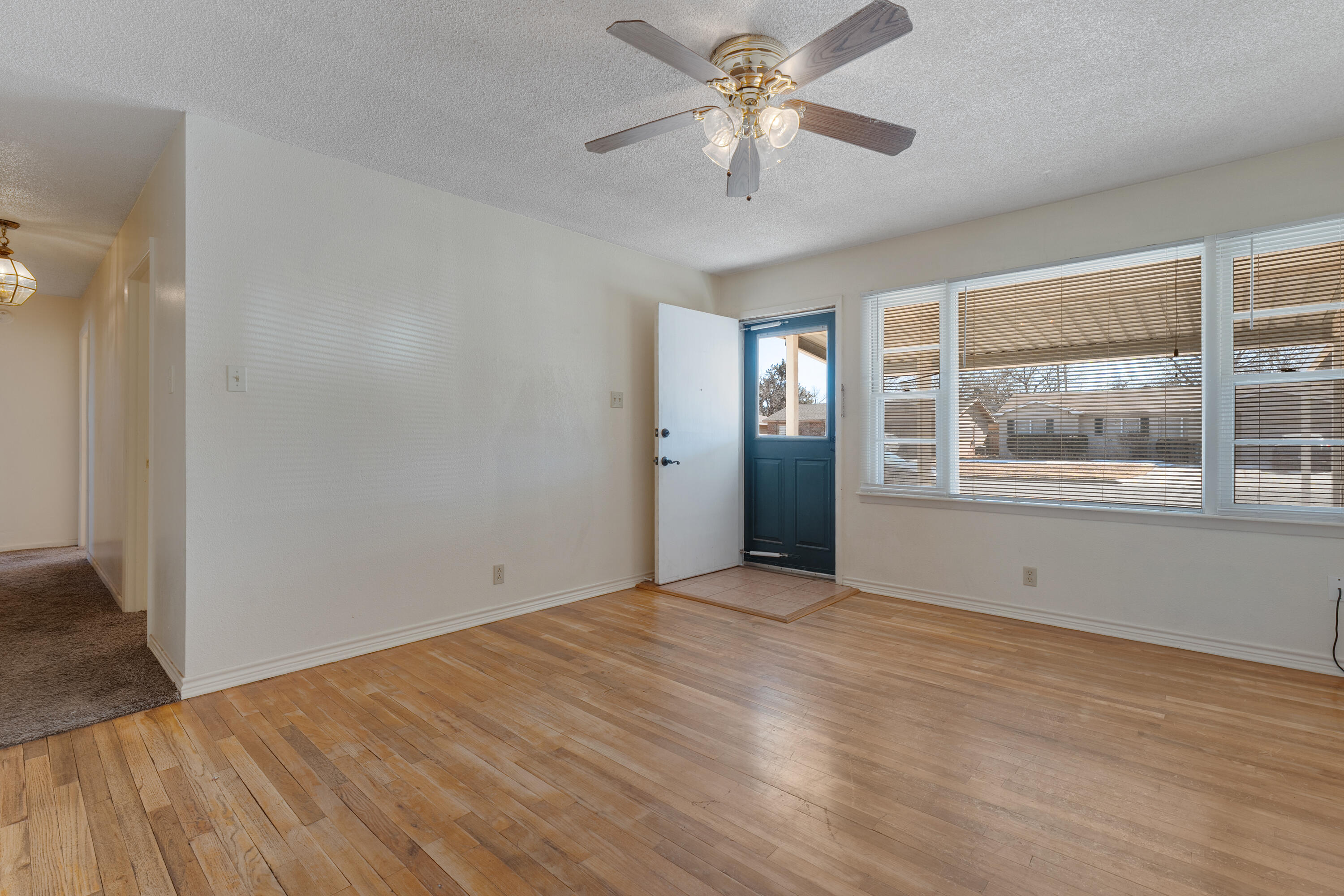4422 47th Street Lubbock, TX 79414 - Photo 6 of 24 DSC05138