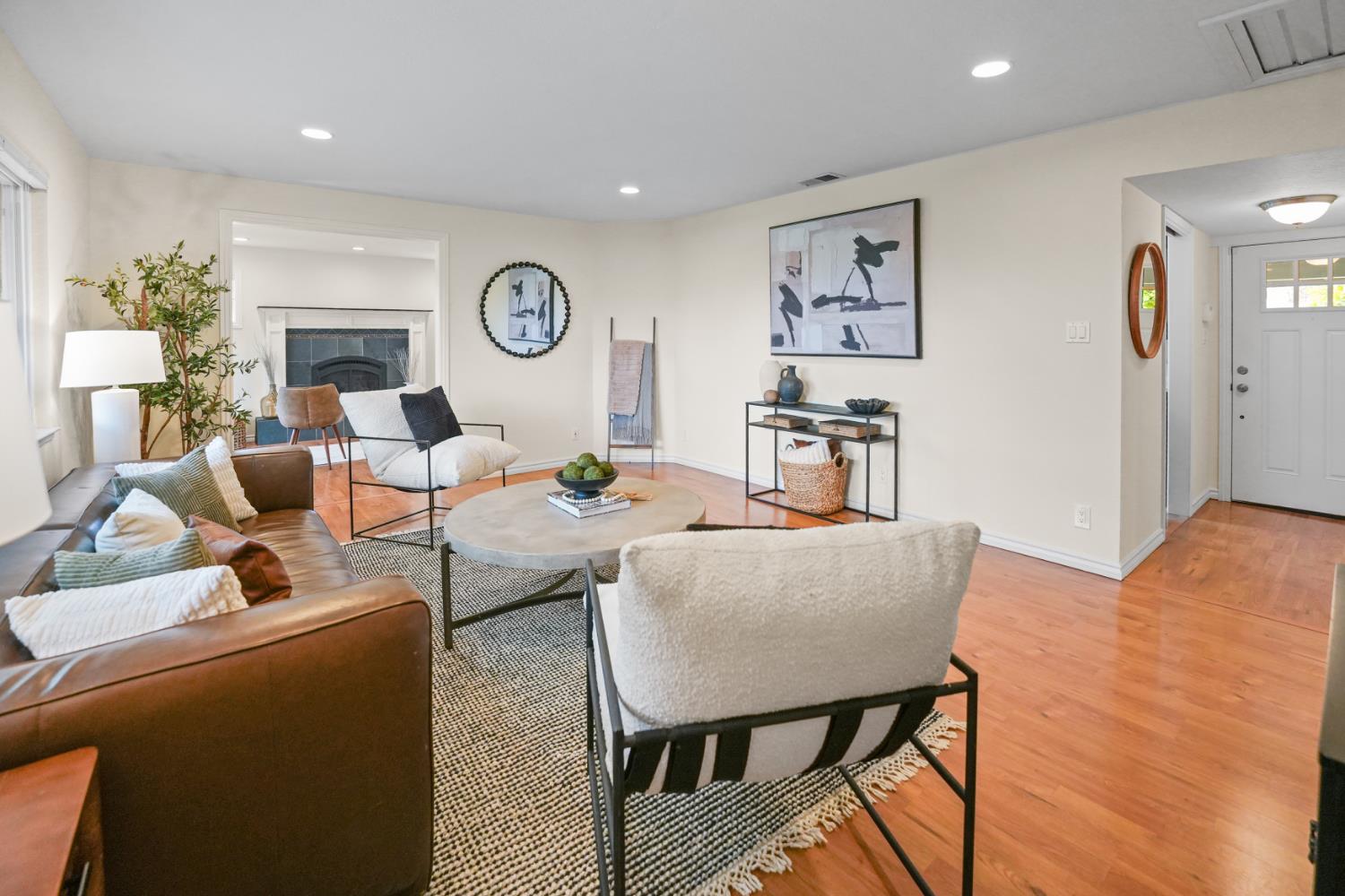 1493 Delaware Drive Concord, CA 94521 - Photo 9 of 37