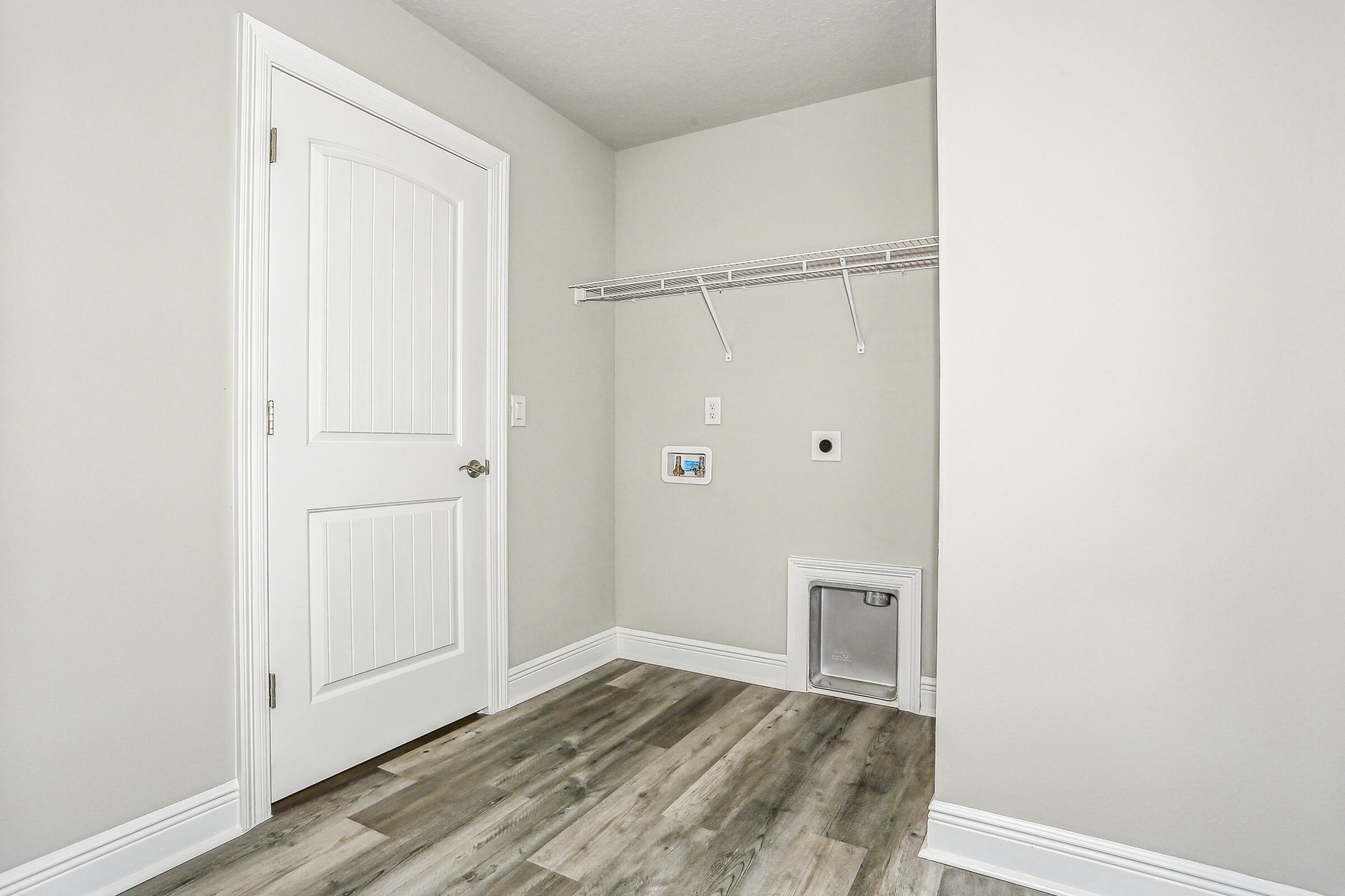 3494 Doyle Hawkins Road Navarre, FL 32566 - Photo 17 of 31 a view of an empty room