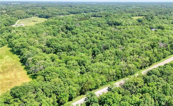 $160,000 | 651 Road Leeton Mo 64761, Knob Noster, MO 65336