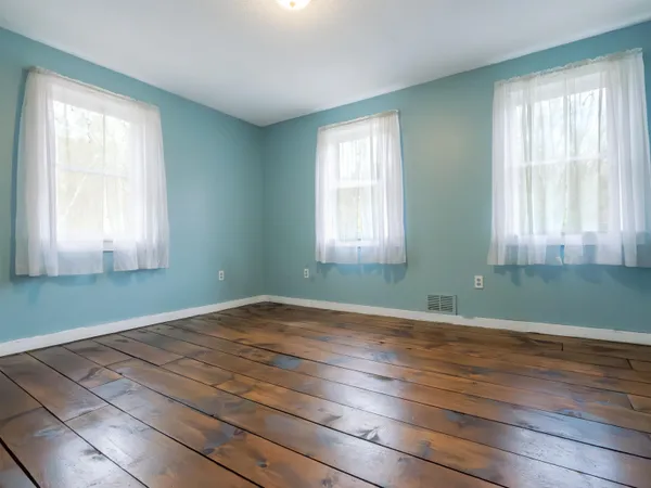 $539,900 | 231 Chesterfield Road, Hinsdale, NH 03451