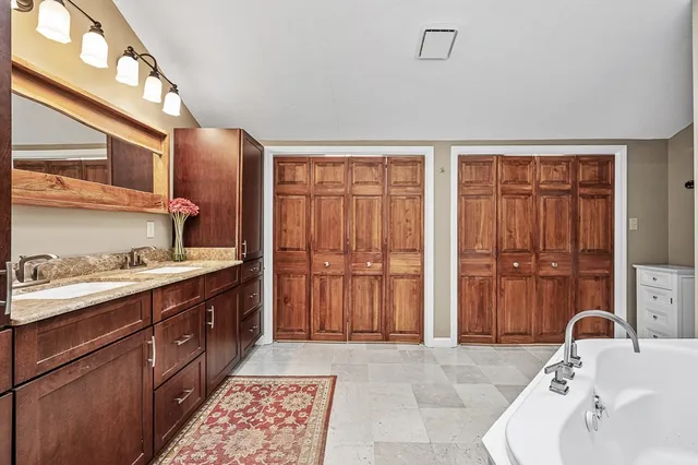 $685,000 | 91 Jimney Drive, Unit 91, Westford, MA 01886