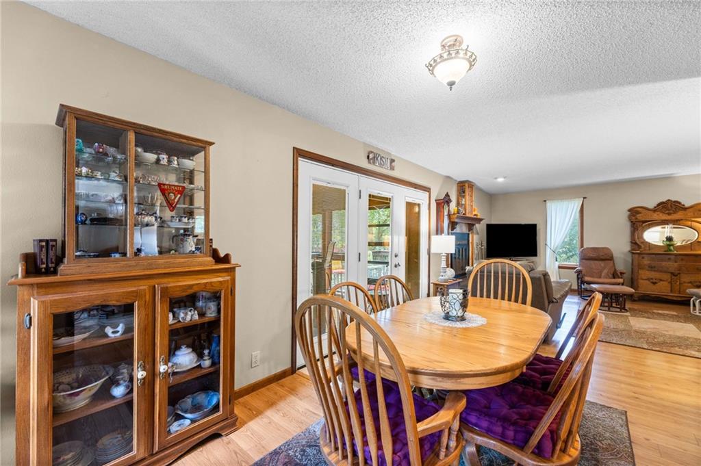 21 West Edwards Street Iola, KS 66749 - Photo 35 of 64