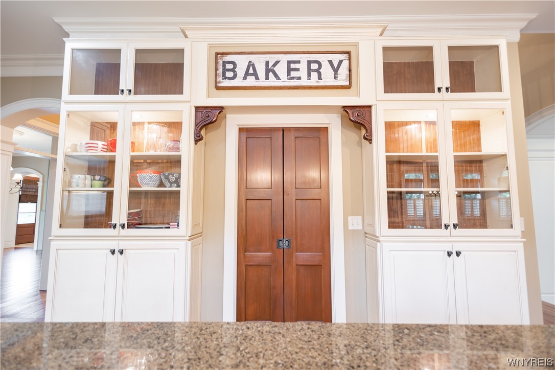 5004 Winding Lane Clarence, NY 14031 - Photo 17 of 50 Pantry