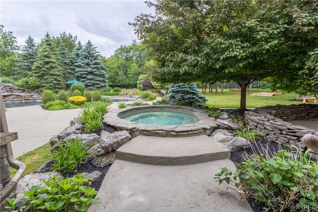 5004 Winding Lane Clarence, NY 14031 - Photo 40 of 50 Hot tub