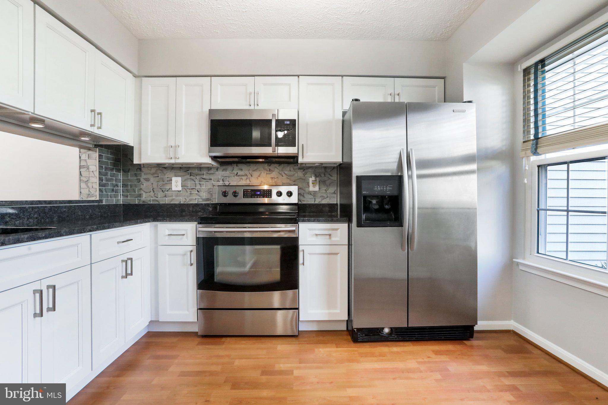 2944 McGee Way Olney, MD 20832 - Photo 2 of 30