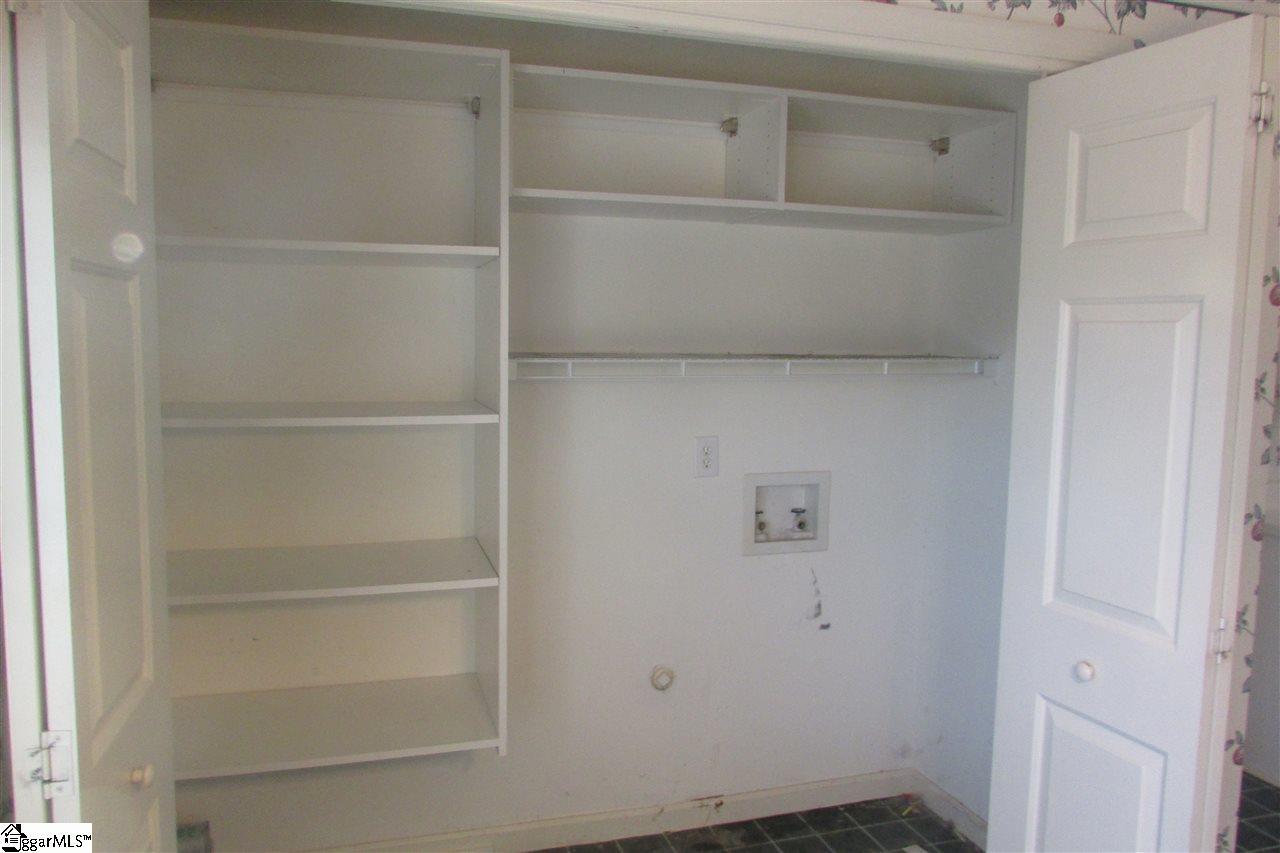 11 Stone Meadow Road Greenville, SC 29615 - Photo 17 of 36 Gallery Image 17