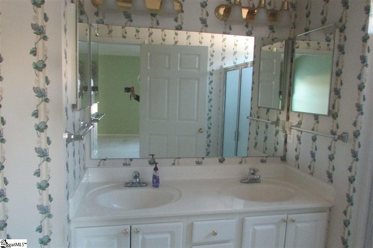 11 Stone Meadow Road Greenville, SC 29615 - Photo 22 of 36 Gallery Image 22