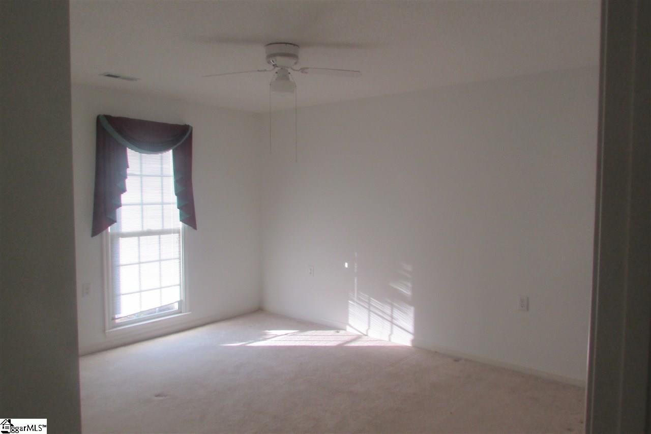 11 Stone Meadow Road Greenville, SC 29615 - Photo 6 of 36 Gallery Image 6