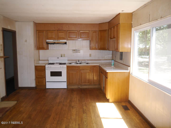 7 State Rd S-7-526 Beaufort, SC 29906 - Photo 3 of 15 _1230723