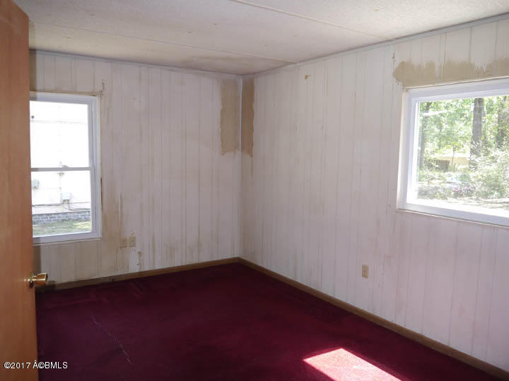 7 State Rd S-7-526 Beaufort, SC 29906 - Photo 10 of 15 _1230691