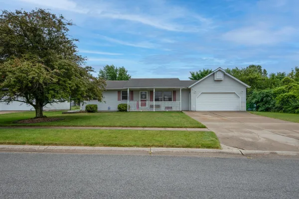 $269,900 | 897 Apache Lane, Lowell, IN 46356
