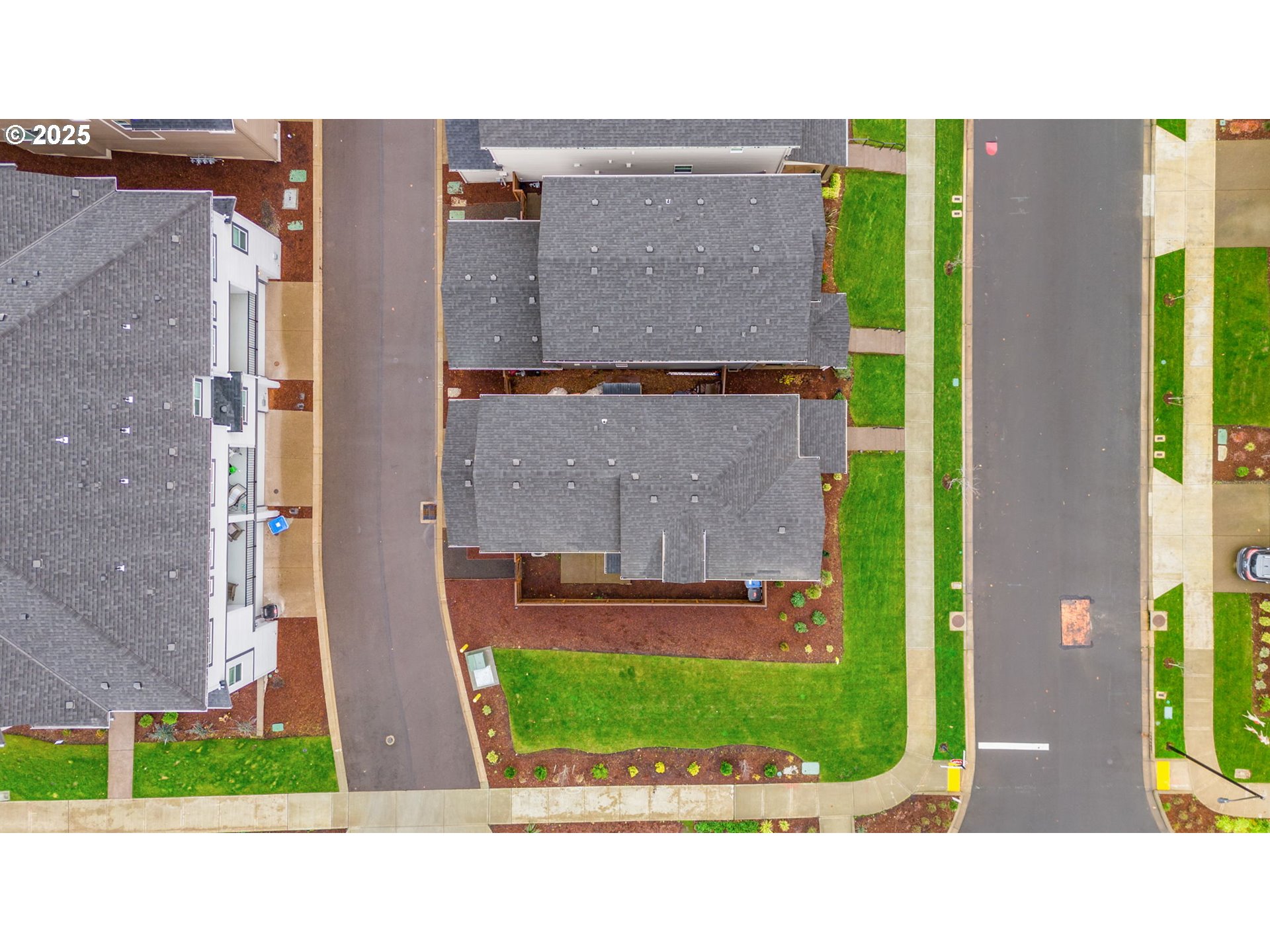 16719 Southwest Beemer Lane Portland, OR 97224 - Photo 4 of 47 a picture of a city view