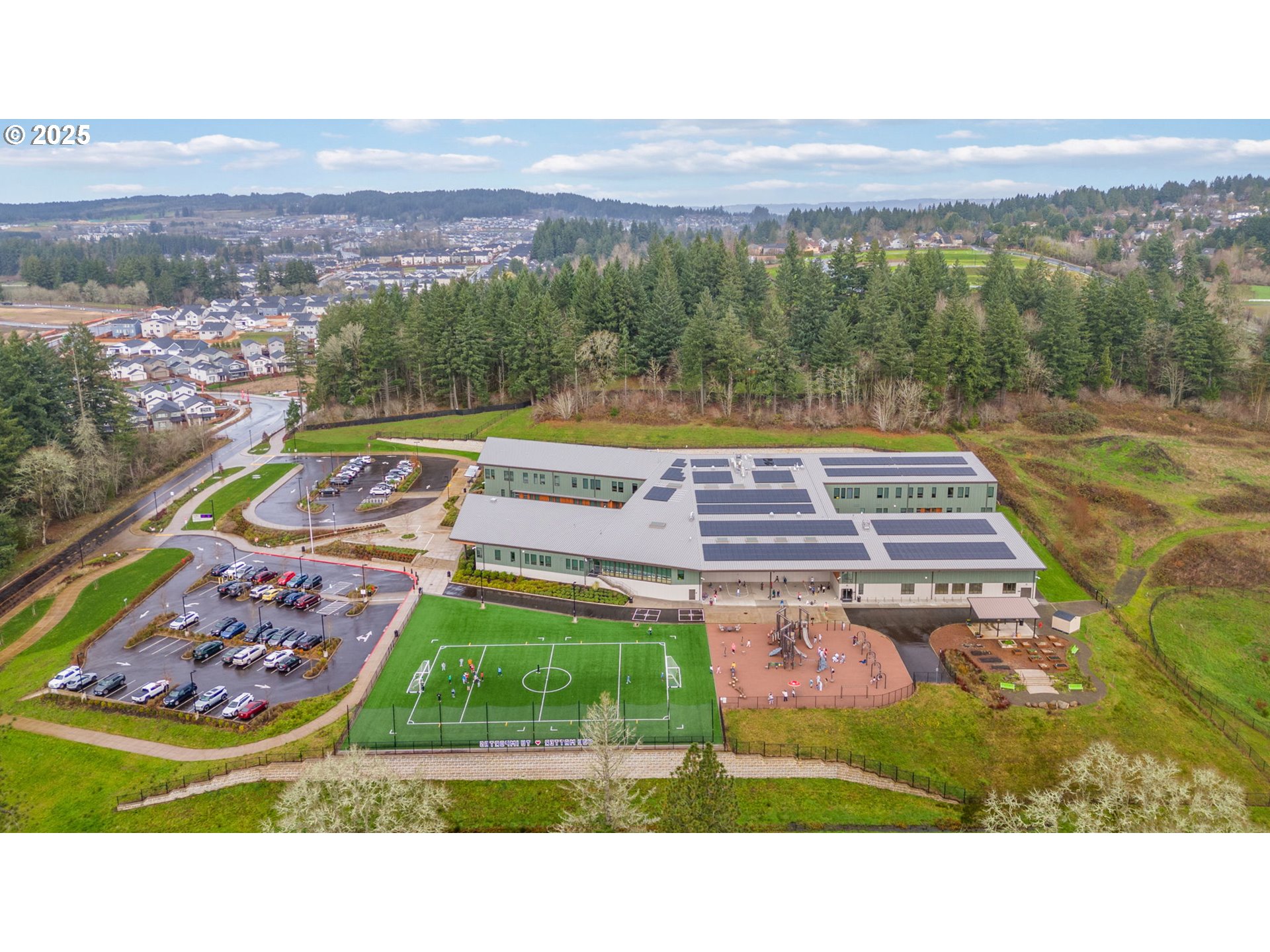 16719 Southwest Beemer Lane Portland, OR 97224 - Photo 44 of 47 a view of a tennis court