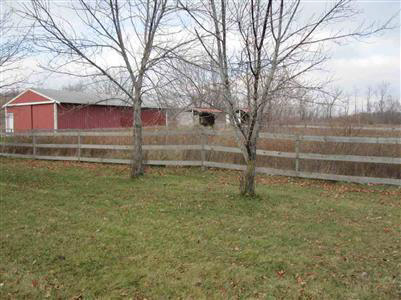12200 Rattalee Lake Road Davisburg, MI 48350 - Photo 2 of 9 20221051-1.JPG