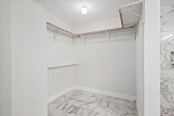 $2,200 | 158 Oak River Drive, Cedar Creek, TX 78612