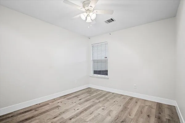 $2,200 | 158 Oak River Drive, Cedar Creek, TX 78612