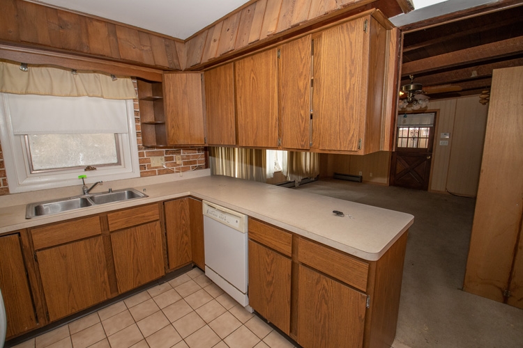 1919 Edison Road South Bend, IN 46637 - Photo 29 of 36 Gallery Image 29