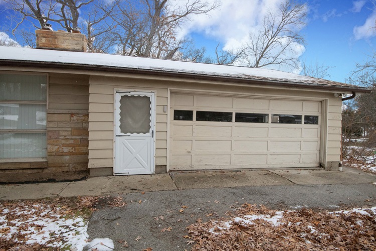 1919 Edison Road South Bend, IN 46637 - Photo 7 of 36 Gallery Image 7