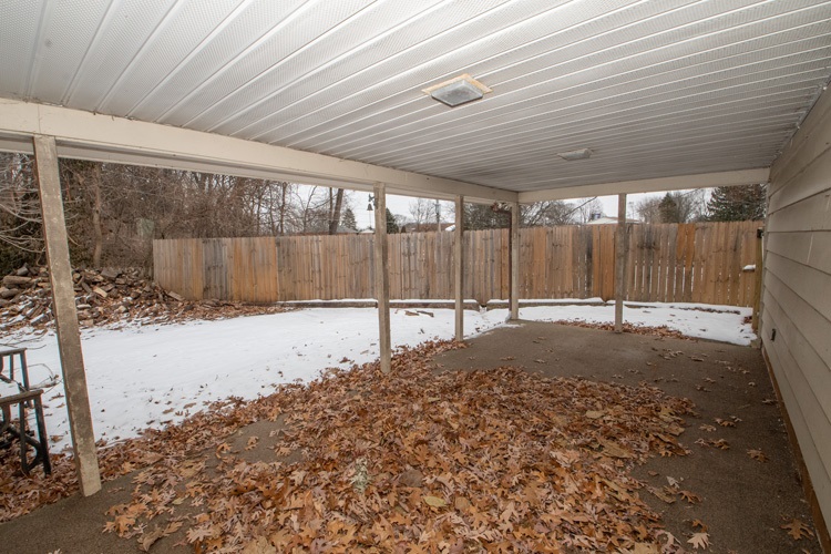 1919 Edison Road South Bend, IN 46637 - Photo 8 of 36 Gallery Image 8