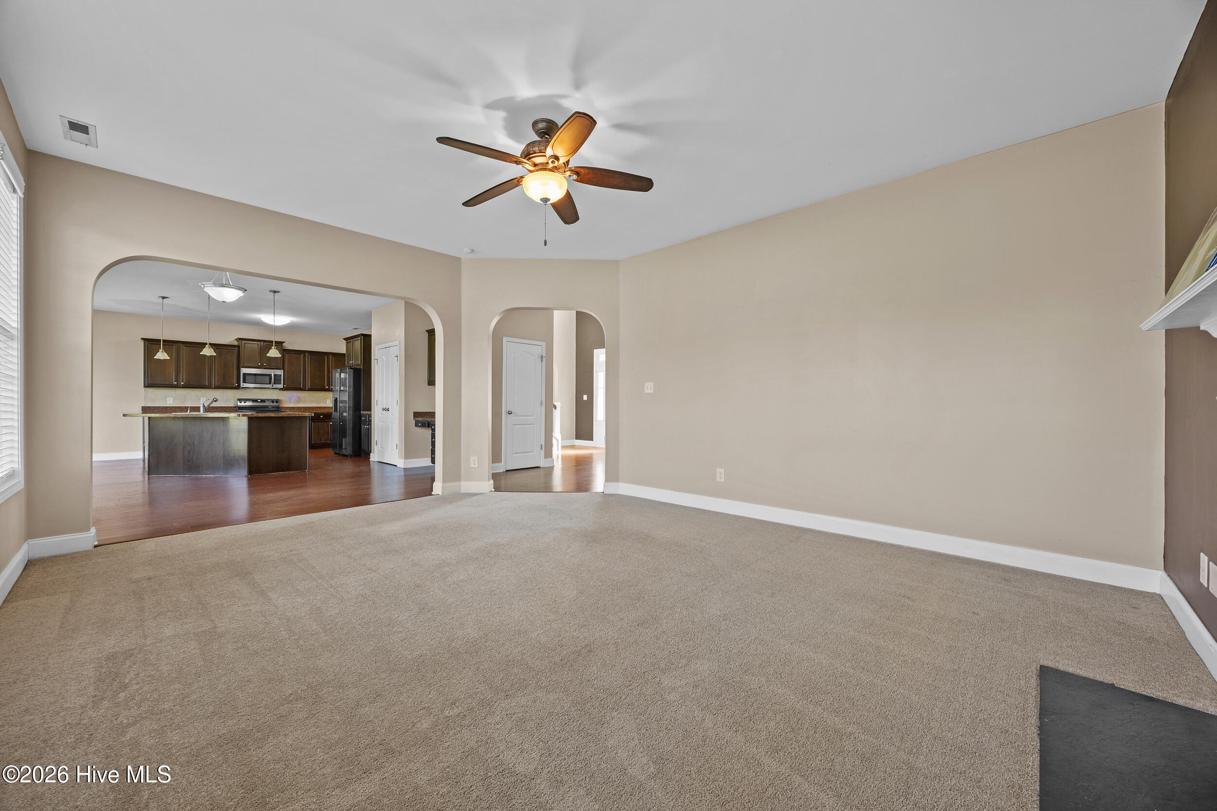 180 River Winding Road Jacksonville, NC 28540 - Photo 14 of 63 Gallery Image 14