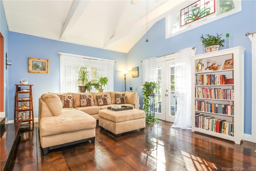 1428 Little Meadow Road Guilford, CT 06437 - Photo 1 of 1 Family room