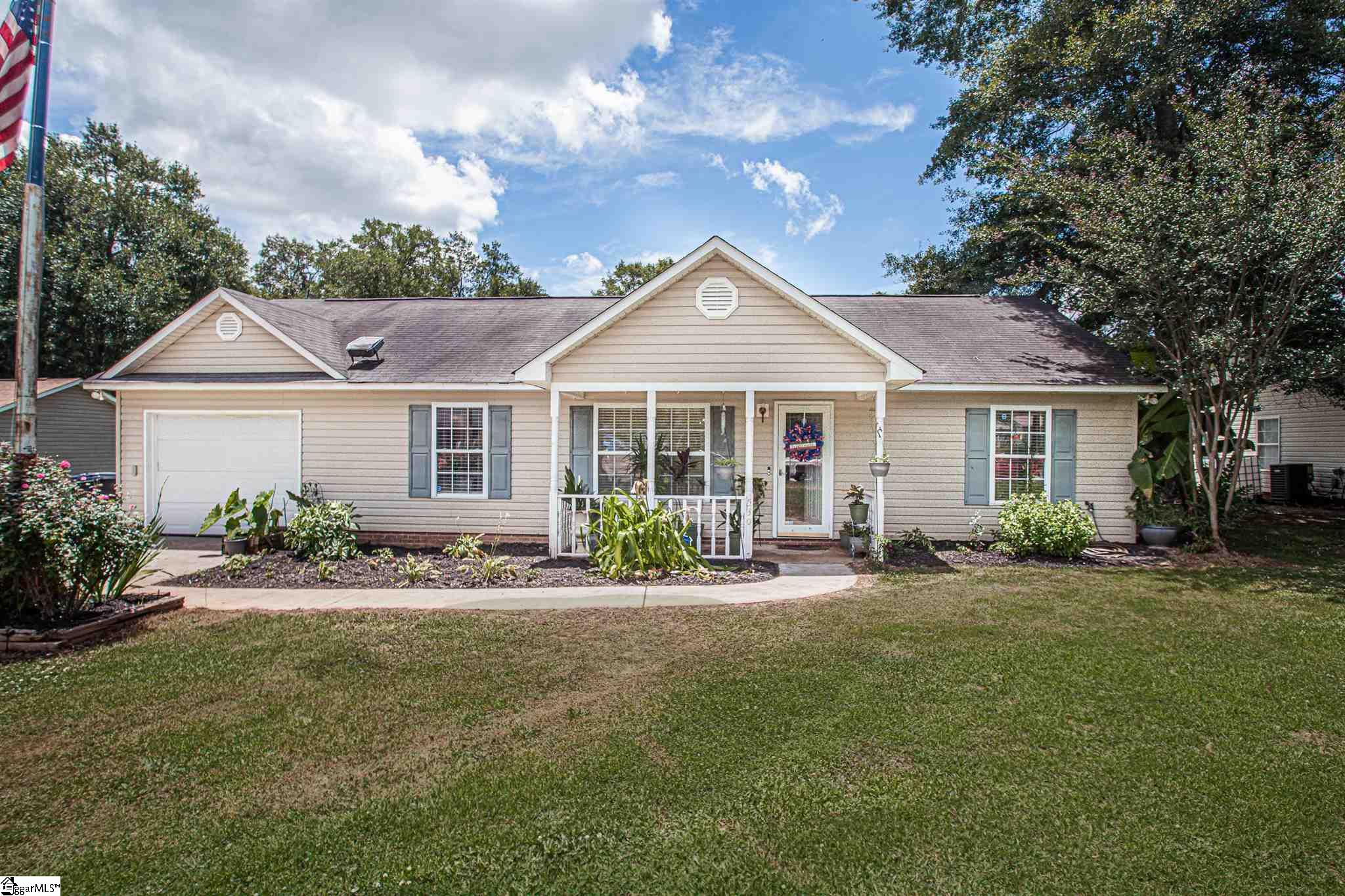 530 Fairmont Road Anderson, SC 29621 - Photo 1 of 36