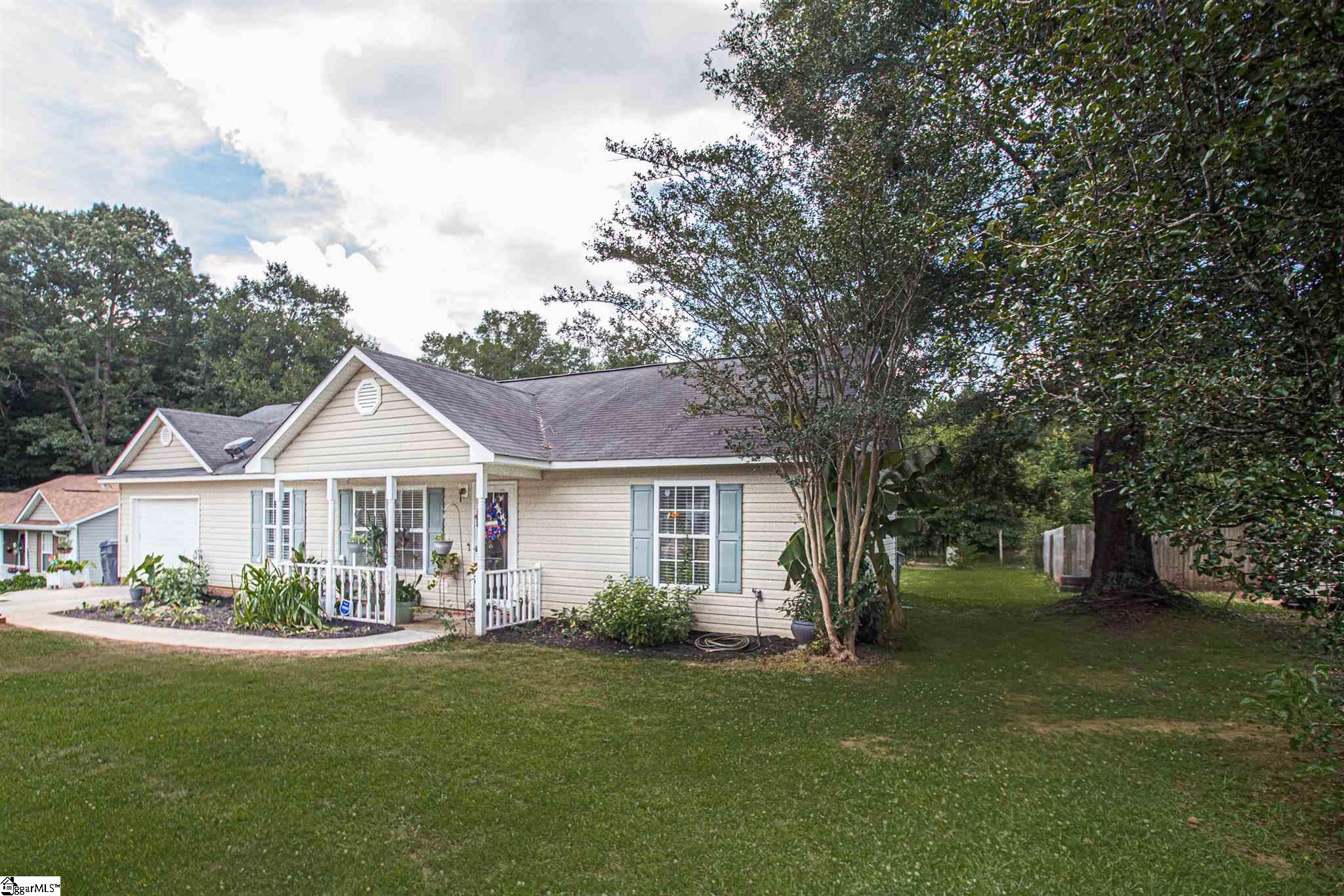 530 Fairmont Road Anderson, SC 29621 - Photo 2 of 36