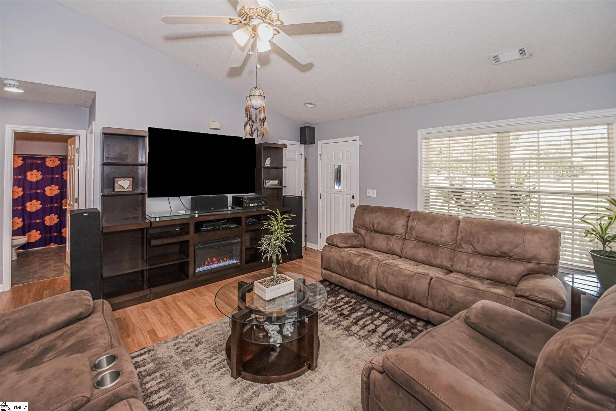 530 Fairmont Road Anderson, SC 29621 - Photo 10 of 36