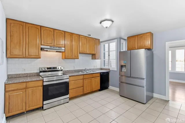$925,000 | 1470 Revere Avenue, San Francisco, CA 94124