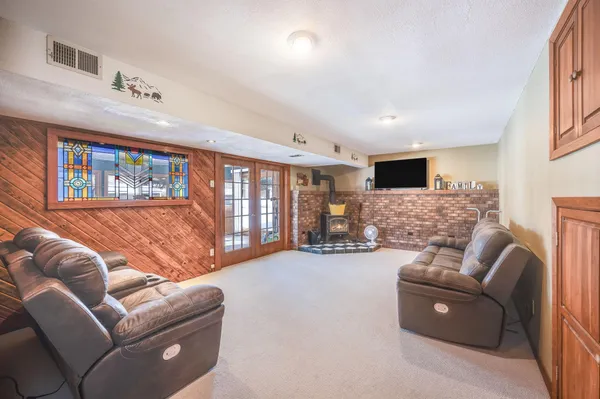 $239,000 | 103 East Interlaken Road, Fairmont, MN 56031