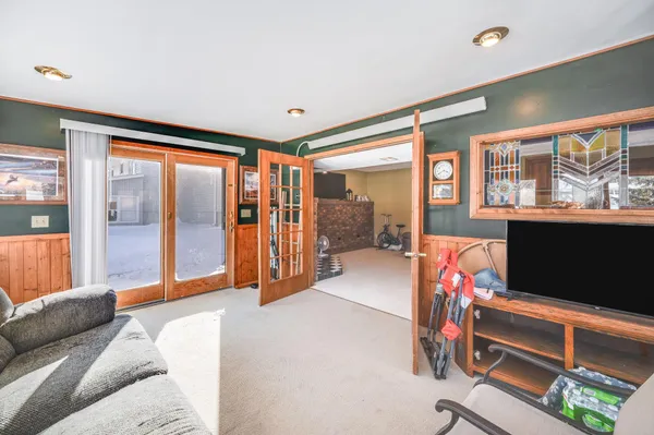 $239,000 | 103 East Interlaken Road, Fairmont, MN 56031