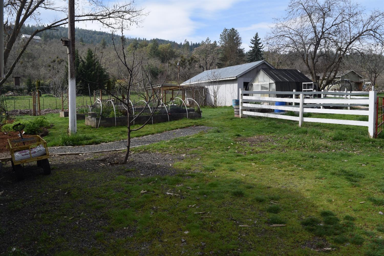 1972 Knowles Road Medford, OR 97501 - Photo 32 of 33 Additional Photo
