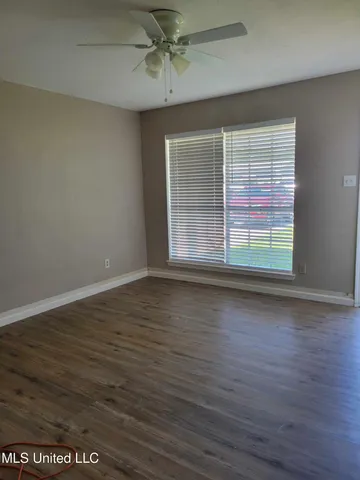 $1,900 | 6208 Washington Avenue, Ocean Springs, MS 39564