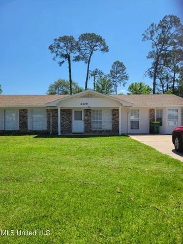 $1,900 | 6208 Washington Avenue, Ocean Springs, MS 39564