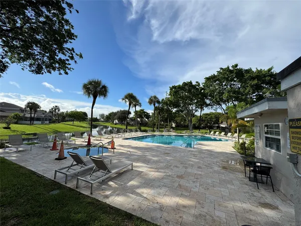 $2,800 | 5161 Northwest 11th Lane, Unit 5161, Deerfield Beach, FL 33064