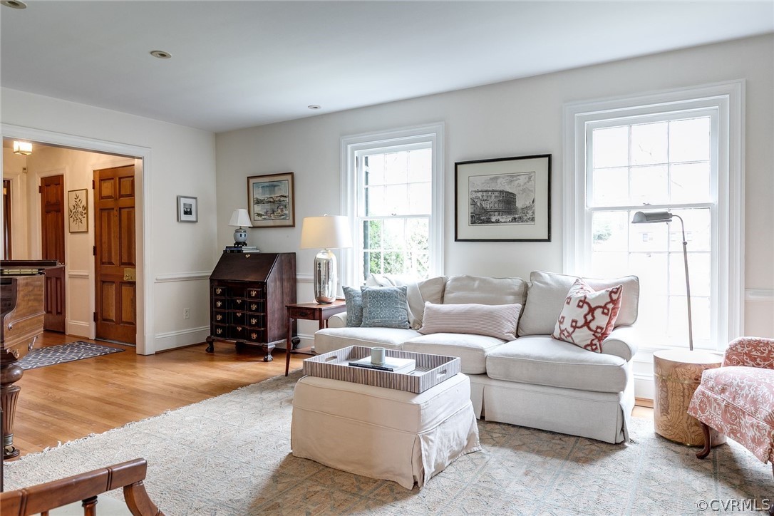 3810 Custis Road Richmond, VA 23225 - Photo 6 of 34 Gallery Image 6