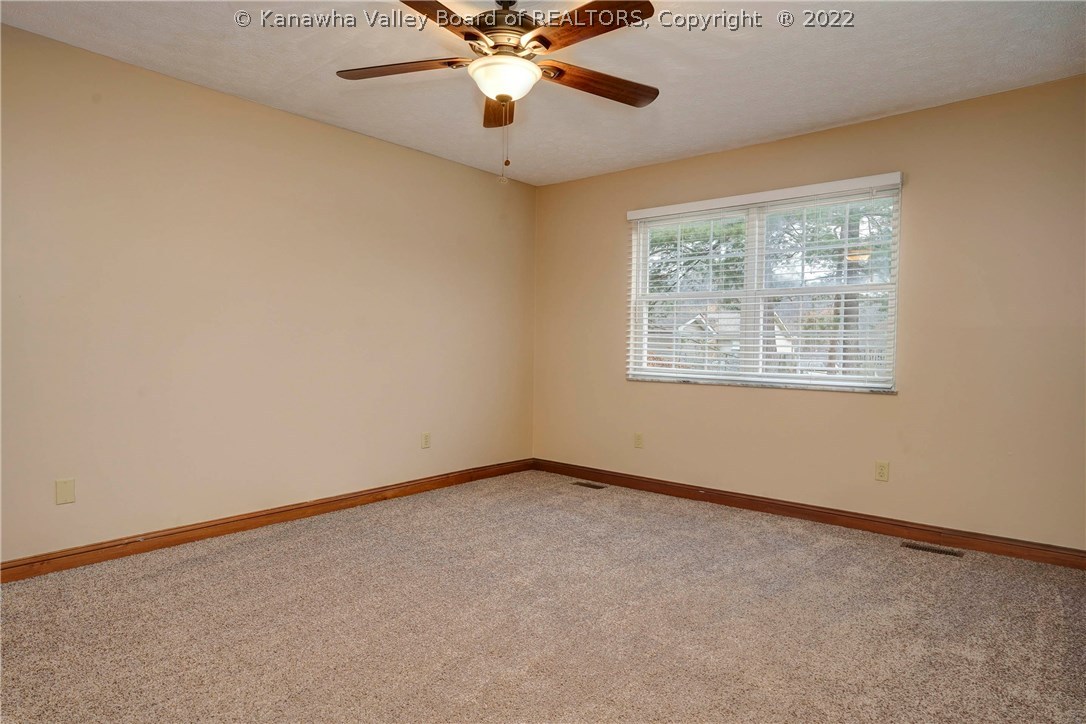 49 Ralph Drive Hurricane, WV 25526 - Photo 12 of 30 Gallery Image 12