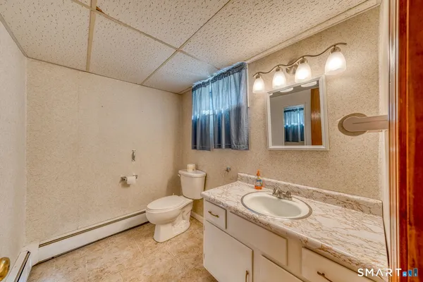 $450,000 | 28 Glenview Drive, Berlin, CT 06037