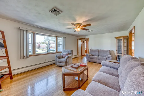 $450,000 | 28 Glenview Drive, Berlin, CT 06037