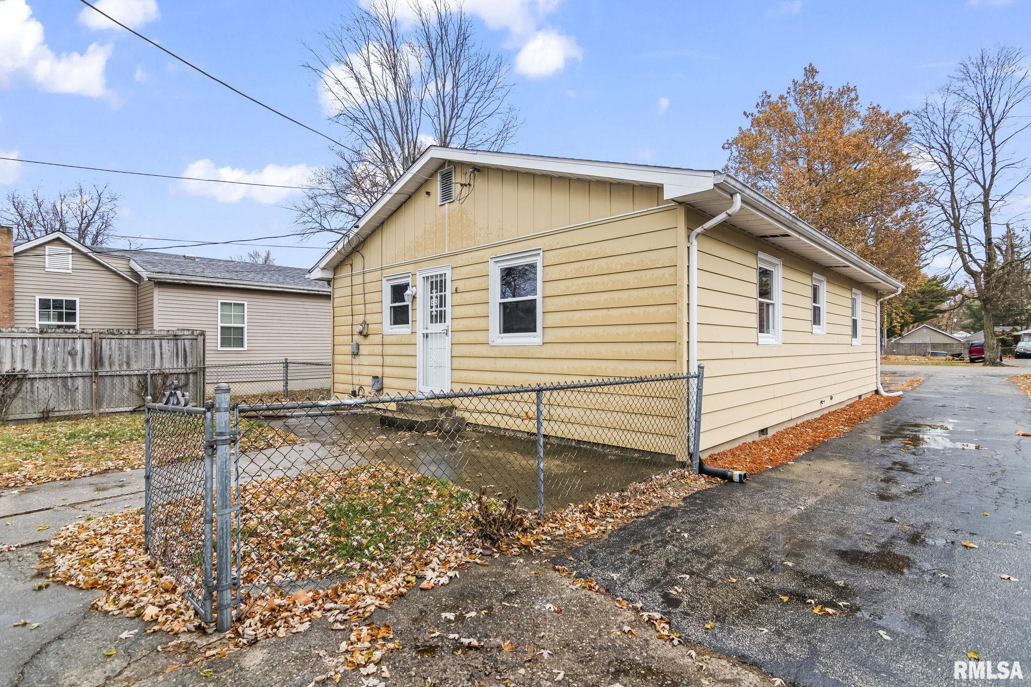 3163 Carman Avenue Springfield, IL 62703 - Photo 23 of 30