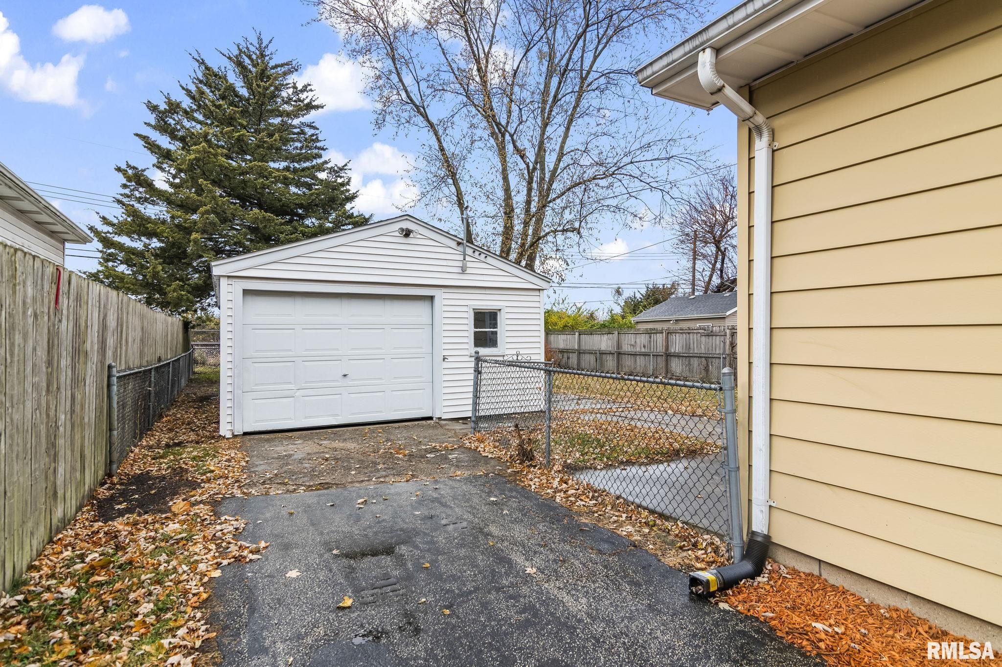 3163 Carman Avenue Springfield, IL 62703 - Photo 24 of 30