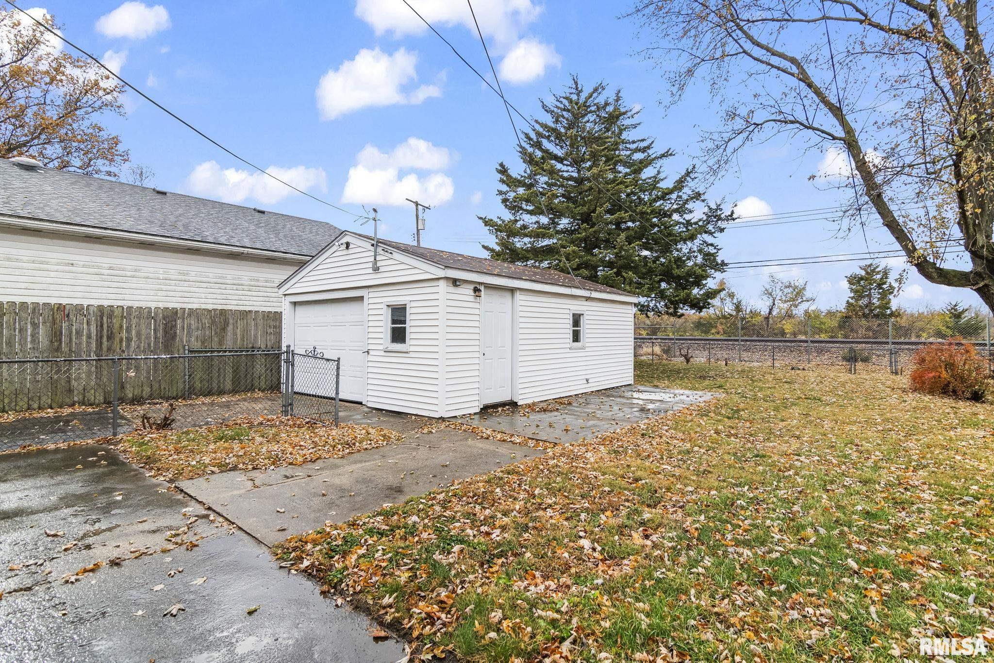 3163 Carman Avenue Springfield, IL 62703 - Photo 25 of 30