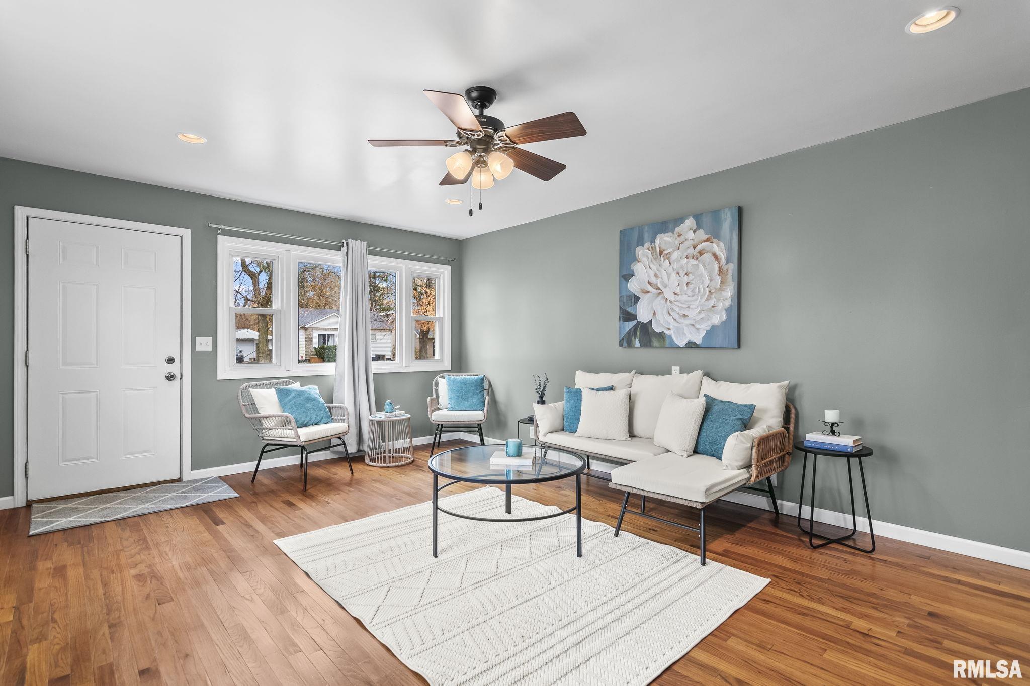 3163 Carman Avenue Springfield, IL 62703 - Photo 3 of 30