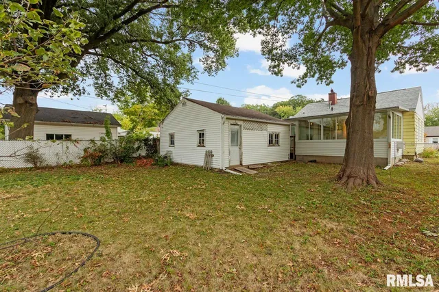 $1,600 | 5029 North Best Street, Peoria Heights, IL 61616