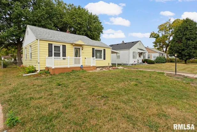 $1,600 | 5029 North Best Street, Peoria Heights, IL 61616