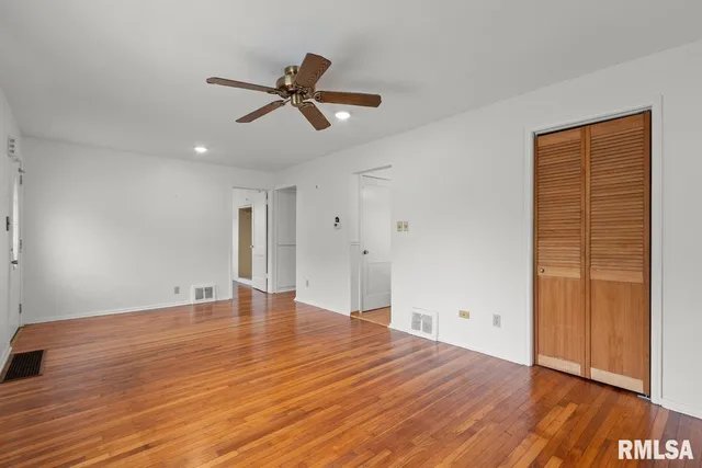 $1,600 | 5029 North Best Street, Peoria Heights, IL 61616