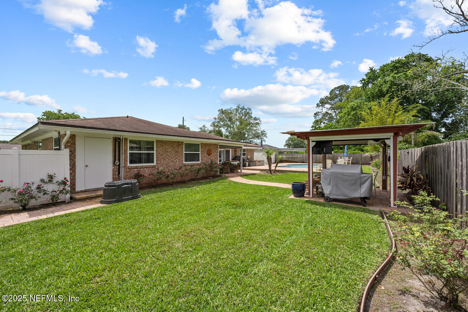 706 Montego Road East Jacksonville, FL 32216 - Photo 48 of 49 706 Montego Rd E_32216-38